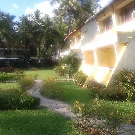 Colva Residency Hotel Bagian luar foto