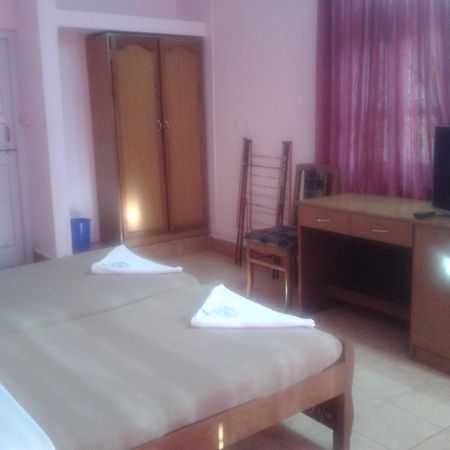 Colva Residency Hotel Bagian luar foto
