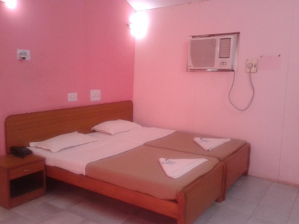 Colva Residency Hotel Bagian luar foto