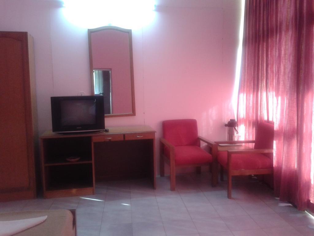 Colva Residency Hotel Bagian luar foto